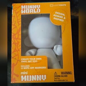 MUNNY World mini 4" drawing friend by LootCrate 3 wipe off markers included